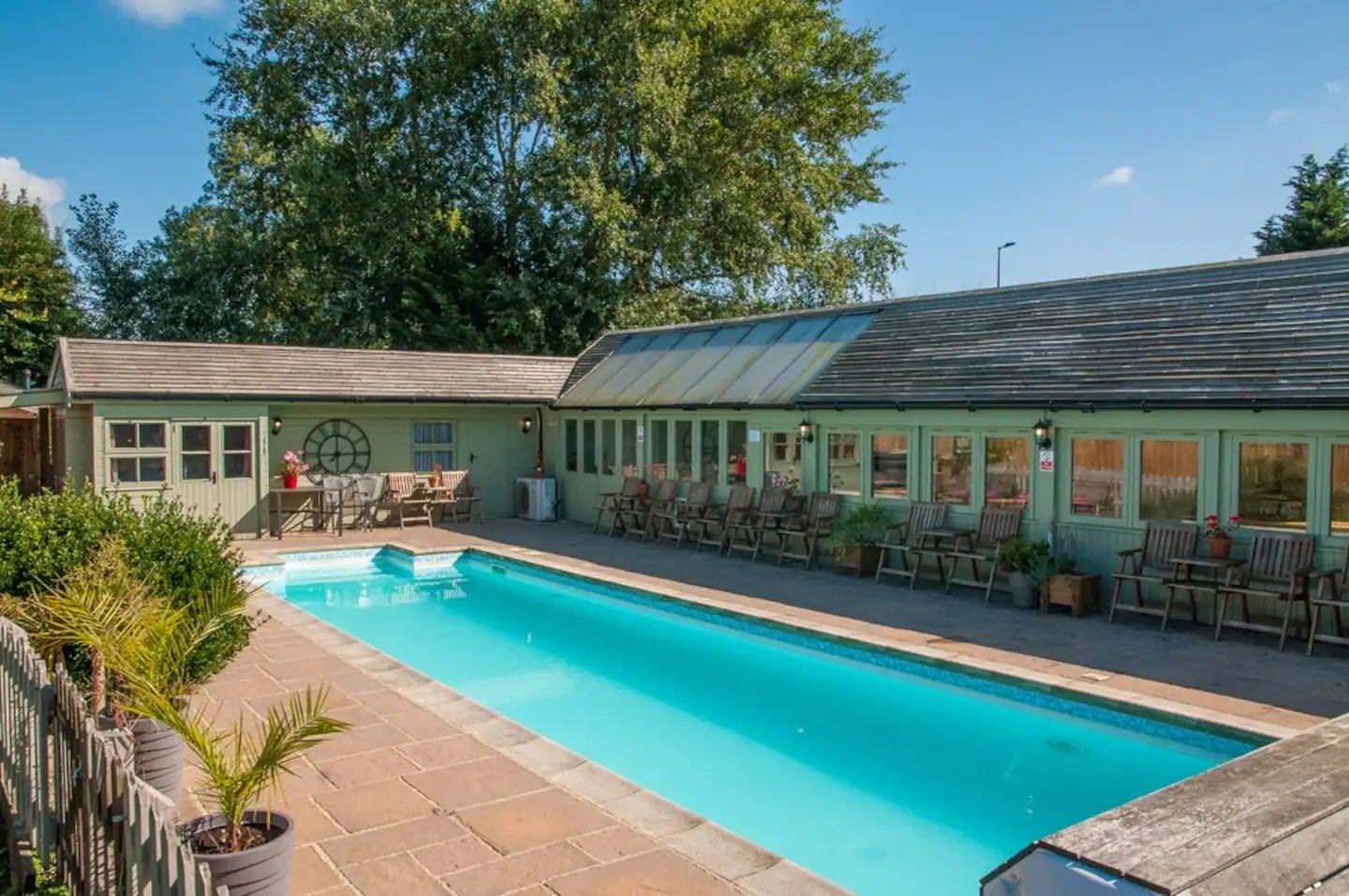 Large group accommodation for birthday bash UK